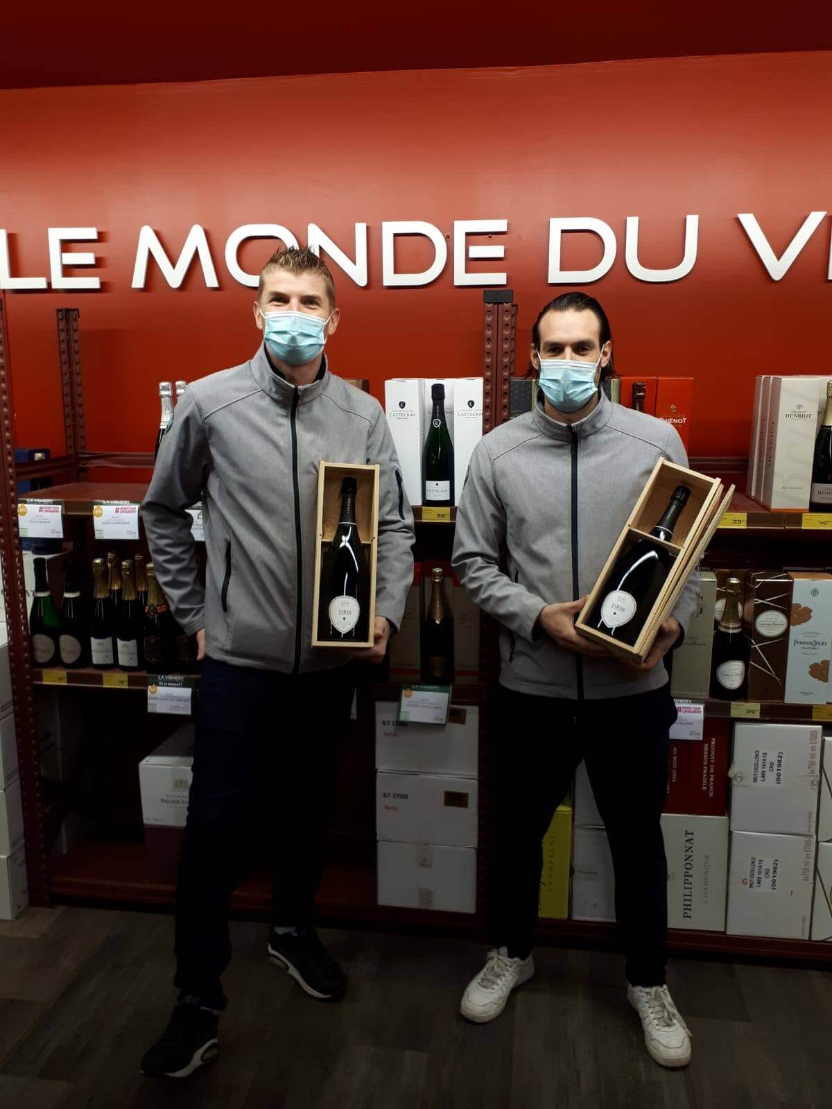 Mathieu POTTIN et Julien LEPAGE Champions du Concours du meilleur caviste de france 2020 LA Vignery