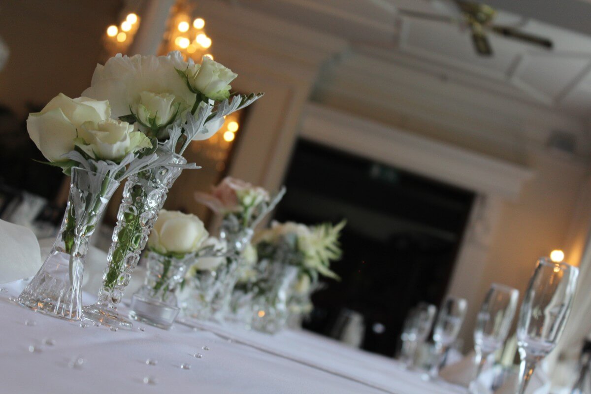 wedding_tables_decoration_celebration_party_white_reception_setting-1061928
