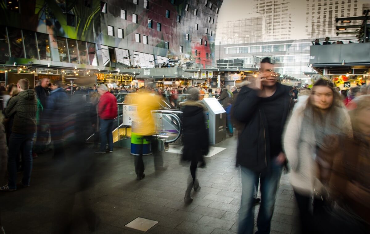 shopping_effect_blur_movement_people-899977